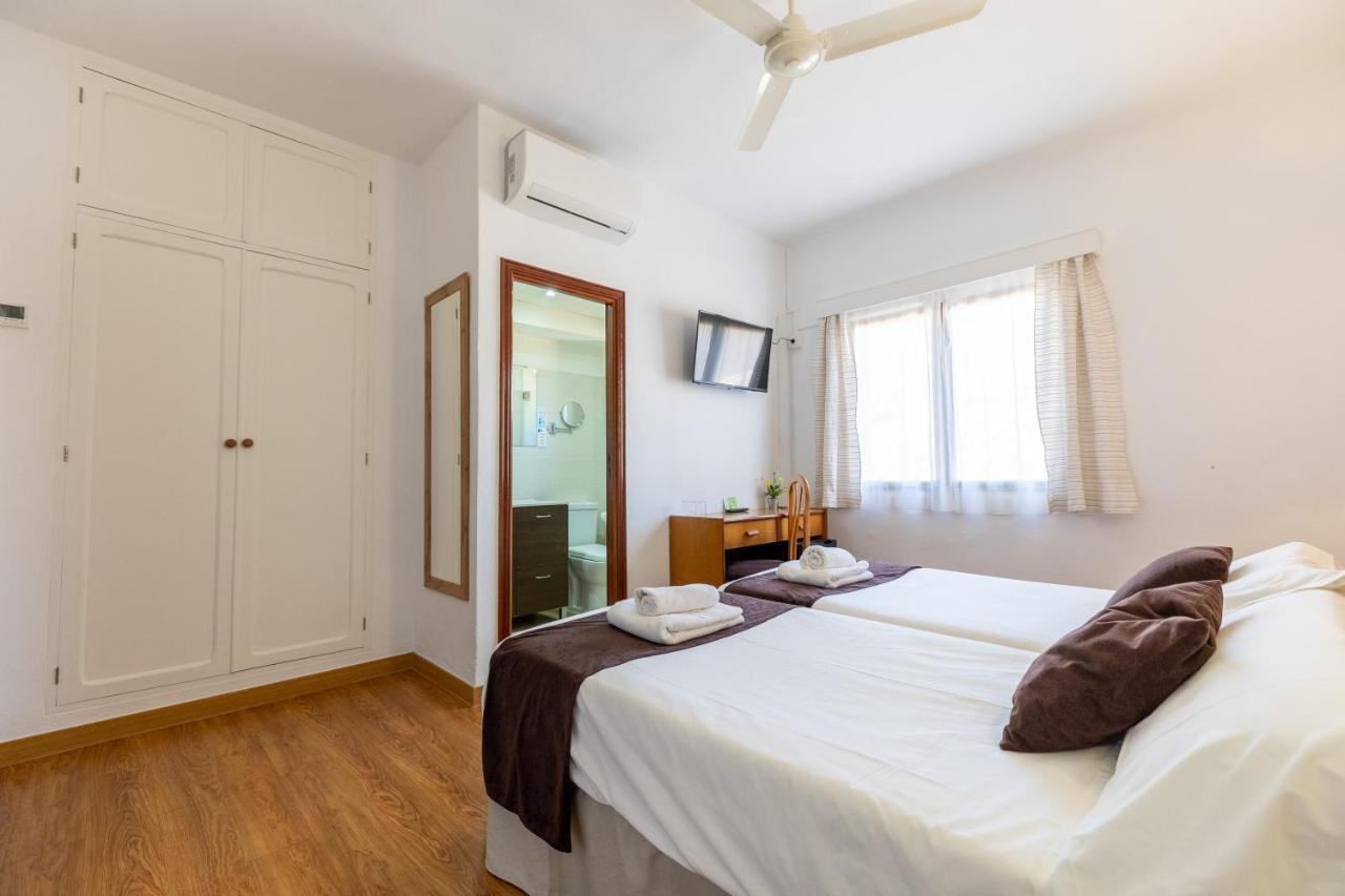 Hostal Doris - Adults Only Colonia de Sant Jordi Εξωτερικό φωτογραφία