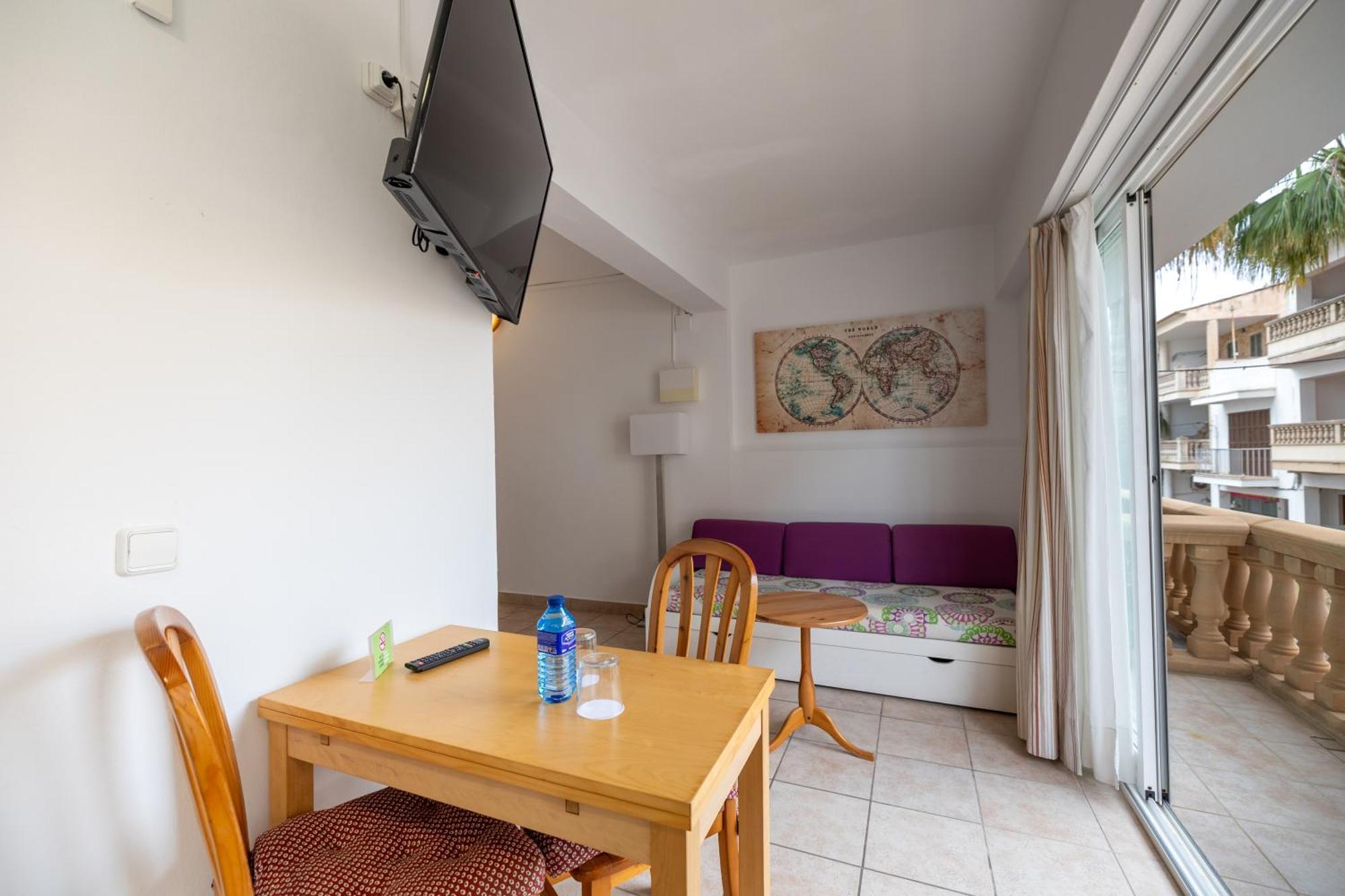 Hostal Doris - Adults Only Colonia de Sant Jordi Δωμάτιο φωτογραφία
